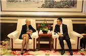 Australian Trade and Investment Commission CEO Stephanie Fahey visited Huaqiang Group